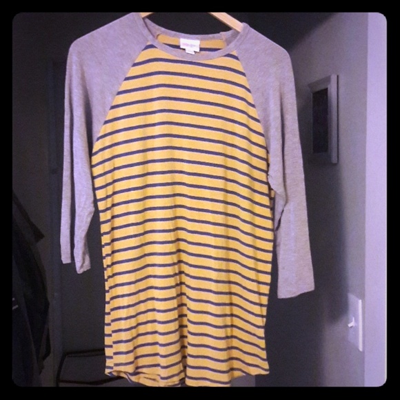 LuLaRoe Tops - Lularoe t-shirt